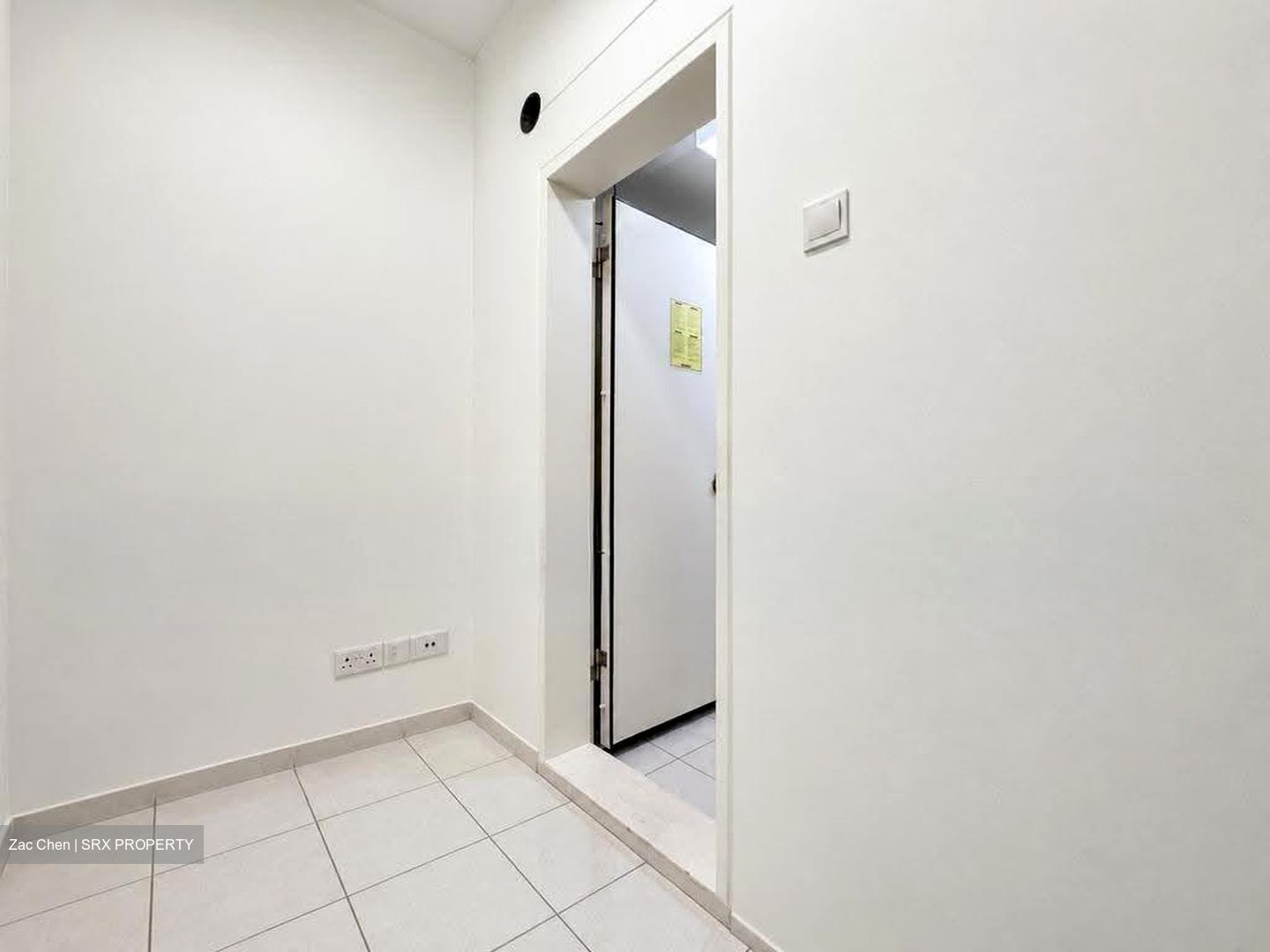 The Esparis (D18), Condominium #632837601